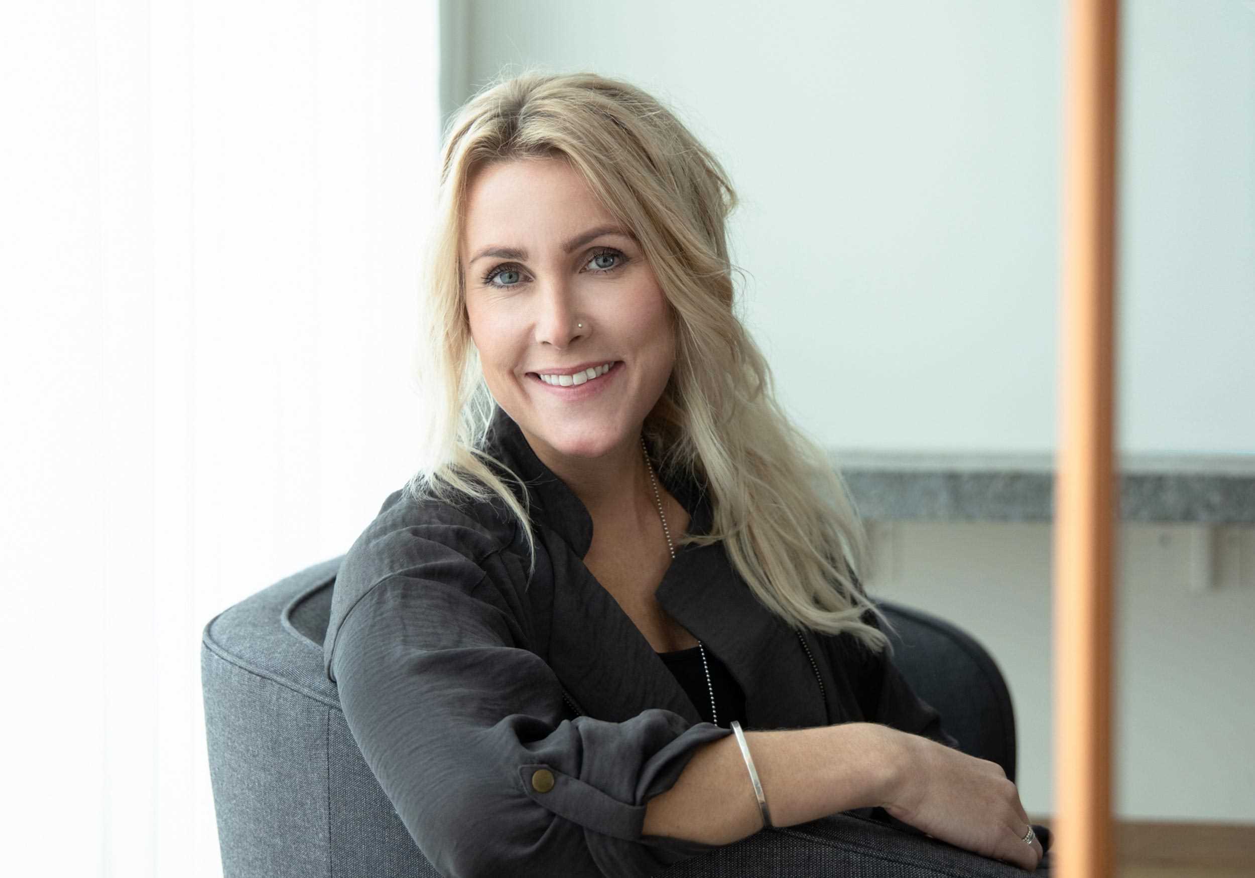 Sannas Vīslanderes plakāti